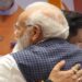 প্রধানমন্ত্রী নরেন্দ্র মোদীকে উষ্ণ আলিঙ্গনে আপ্লুত চিরাগ পাসোয়ান