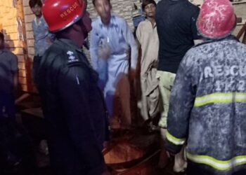 পাকিস্তানের লাহোরে বাড়িতে আগুন লেগে একই পরিবারের ১০ জনের মৃত্যু