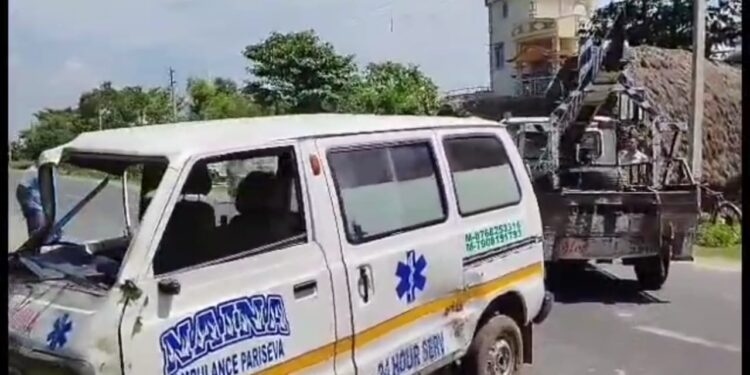 ভাতারে ভয়াবহ পথ দুর্ঘটনা মৃত ৩, জখম ৫