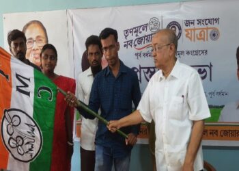 কাটোয়ার জয়ী ৩ সিপিএম প্রার্থী যোগ দিলেন তৃণমূলে