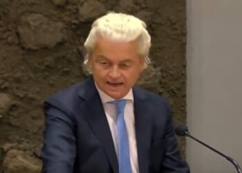 দেশে মুসলিম শরনার্থীদের আশ্রয় দেওয়া বন্ধ করতে ডাচ আইনসভায় জোরালো সওয়াল করলেন গির্ট ওয়াইল্ডার্স