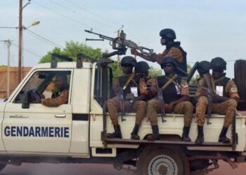 বুরকিনা ফাসোয় ইসলামি সন্ত্রাসবাদী গোষ্ঠীর হামলার নিহত ২২ নাগরিক