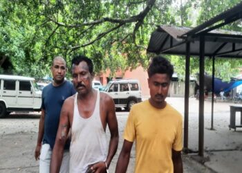 মঙ্গলকোটে বধূকে পুড়িয়ে মারার চেষ্টার ঘটনায় ধৃত ২ জনের জেল হেফাজতের নির্দেশ