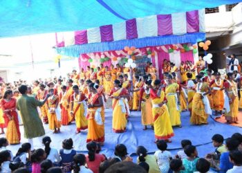 বীরভূমের দেরপুর উচ্চ বিদ্যালয়ে শতবর্ষ উদযাপন