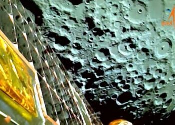 চাঁদের ছবি পাঠালো ‘চন্দ্রযান ৩’