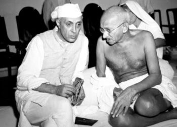 সংখ্যালঘু নির্যাতনের জন্য গান্ধী-নেহেরুকে দুষছেন পাকিস্তানি হিন্দুরা