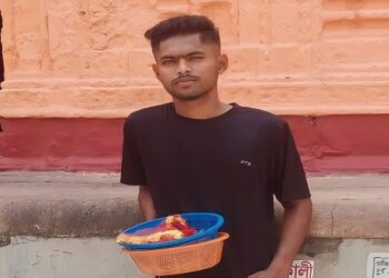 ফেসবুক মেসেঞ্জারে প্রেমিকাকে আত্মহত্যার ভিডিও পাঠিয়ে আত্মঘাতী প্রেমিক