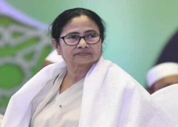 রাজ্যের অর্থ সঙ্কটের মাঝেই ইমাম ও মোয়াজ্জেমদের ভাতা বাড়ালেন মুখ্যমন্ত্রী মমতা ব্যানার্জি