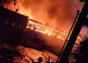 দুই ইসলামি গোষ্ঠীর তুমুল সংঘর্ষ : নাগরিকদের লেবানন ছাড়তে বলল বাহরাইন,সৌদি ও কুয়েত