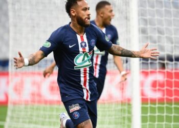 সৌদির আল হিলালের সাথে ১০০ মিলিয়ন ডলারের চুক্তি ব্রাজিলিয়ান তারকা নেইমারের