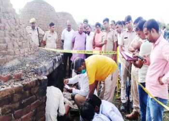 রাজস্থানে ১৪ বছরের কিশোরীকে গনধর্ষণের পর ইঁটভাটার জলন্ত চুল্লিতে ফেলে দিল দুষ্কৃতীরা