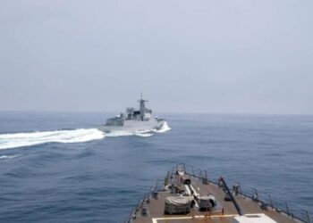 তাইওয়ানকে ৪৫ টি সামরিক বিমান এবং ৯ টি যুদ্ধ জাহাজ দিয়ে ঘিরে ফেলেছে চীনা