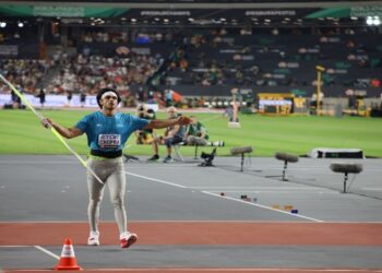 বিশ্ব অ্যাথলেটিক্স চ্যাম্পিয়নশিপে স্বর্ণপদক জিতে ইতিহাস সৃষ্টি করলেন নীরজ চোপড়া