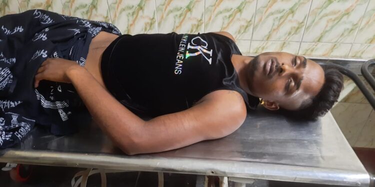 কাটোয়ায় বিদ্যুতের তারে ত্রিশূল লেগে মর্মান্তিকভাবে মৃত্যু জলাভিষেক যাত্রার পূণ্যার্থীর