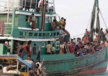 মিয়ানমারের রাখাইনে মোটরবোট ডুবে ৩ রোহিঙ্গার মৃত্যু, নিখোঁজ ডজন খানেক