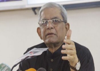 “বাইডেনের সঙ্গে সেলফিটা বাঁধিয়ে গলার পরে ঘুরুন” : শেখ হাসিনাকে কটাক্ষ বিএনপি নেতার