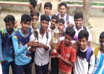 কেতুগ্রামের স্কুলে আয়োজিত হল এক দিনের আন্তঃস্কুল ক্রিকেট টুর্নামেন্ট