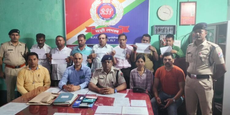 কেন্দ্রীয় ও রাজ্য সরকারি দপ্তরে চাকরি দেওয়ার নামে প্রতারণা, বর্ধমানে গ্রেপ্তার ৭ প্রতারক