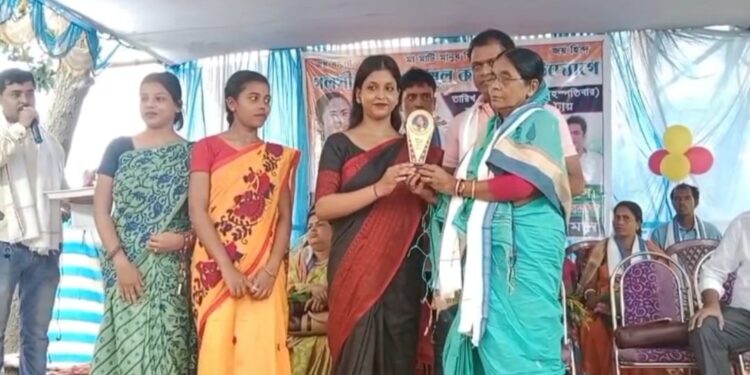 গলসিতে অনুষ্ঠিত হল স্বেচ্ছায় রক্তদান শিবির