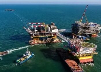 বিপুল সংখ্যক দেশে তেল ও গ্যাস রপ্তানি নিষিদ্ধ করেছে রাশিয়া