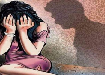 গুজরাটের সুরাটে লাভ জিহাদের শিকার দ্বাদশ শ্রেণীর হিন্দু ছাত্রী