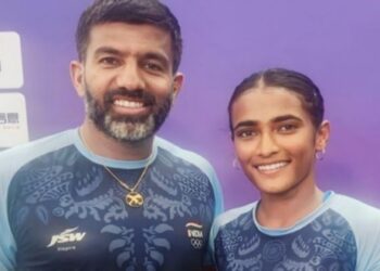 টেনিস মিক্সড ডাবলসে স্বর্ণপদক জিতেছেন ভারতের রোহন বোপান্না ও রুতুজা ভোসলে জুটি