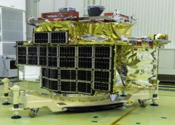 আজ সূর্যের উদ্দেশ্যে পাড়ি দেবে ভারতের প্রথম সৌর মিশন ‘আদিত্য এল-১’