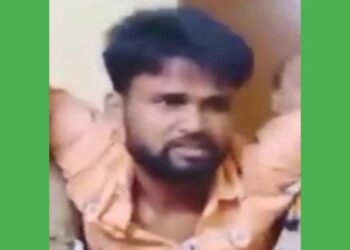 উত্তরপ্রদেশে যৌন নিগ্রহের পর আত্মহত্যার চেষ্টা কিশোরীর, আদালতে যাওয়ার পথে পালানোর চেষ্টা করায় অভিযুক্ত মোহাম্মদ আফজালের পায়ে গুলি করল পুলিশ