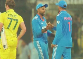 অস্ট্রেলিয়ার বিরুদ্ধে দ্বিতীয় একদিনের ম্যাচে ৯৯ রানে জয় পেল ভারত