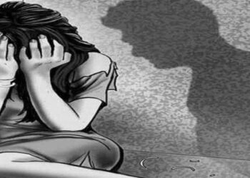 স্বামীকে ছাড়ার জন্য ব্যক্তিগত ভিডিও ভাইরাল করার হুমকি, প্রাক্তন মুসলিম প্রেমিক ও তার সহযোগীর বিরুদ্ধে পুলিশের দ্বারস্থ শিক্ষিকা