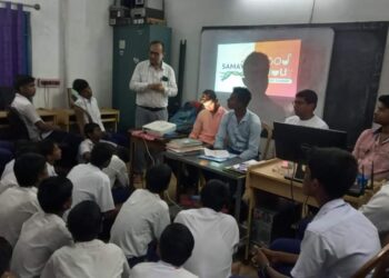 ছাত্রছাত্রীদের জন্য খাদ্য সংক্রান্ত সচেতনতামূলক সেমিনার হল বর্ধমানের বিদ্যালয়ে