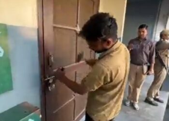 আদিবাসী শিশুকে অপহরণের পর ধর্মান্তরিত ও খৎনা করার অভিযোগ, ঘটনা প্রকাশ্যে আসতেই চম্পট দিল মাদ্রাসার কর্মকর্তারা