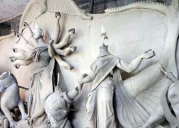 পাহাড়া দিয়েও জিহাদিদের হাত থেকে দুর্গাপ্রতিমা রক্ষা করতে পারলেন না বাংলাদেশের ঝিনাইদহের হিন্দুরা