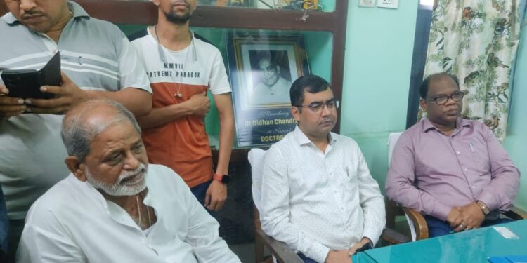 মাওবাদী হুমকির জের, ভাতার হাসপাতালে বসবে সিসিটিভি ক্যামেরা- বাড়বে নিরাপত্তা-থাকবে ভিজিটিং কার্ডের ব্যবস্থা : জানালেন সিএমওএইচ