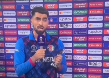 পাকিস্তান থেকে তাড়িয়ে দেওয়া আফগানি শরণার্থীদের ‘প্লেয়ার অফ দ্য ম্যাচ’-এর পুরষ্কার উৎসর্গ করলেন আফগান ব্যাটসম্যান