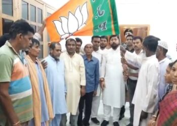 কোচবিহারের ভেটাগুড়িতে তৃণমূলে ভাঙন, বিজেপিতে যোগ দিল প্রায় ২০০ মুসলিম পরিবার