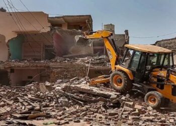 কিশোরীকে ধর্ষণকারীর বাড়িতে বুলডোজার চালাবে মধ্যপ্রদেশ সরকার