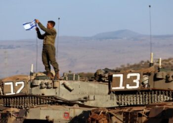 ১৮ বছর পর গাজায় উড়ল ইসরায়েলি পতাকা