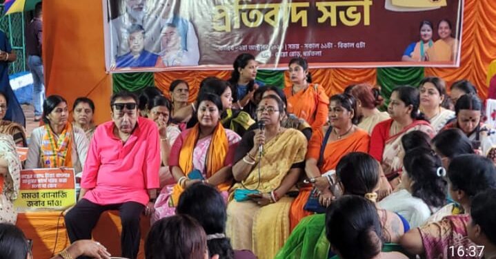 “মোদীজি নিজে না সরলে কারোর ক্ষমতা নেই তাকে সিংহাসনচ্যুত করার” : জয় ব্যানার্জি