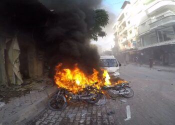 সিরিয়ার হোমস প্রদেশে সন্ত্রাসীদের ড্রোন হামলায় অন্তত ১০০ জন নিহত, আহত ১২৫