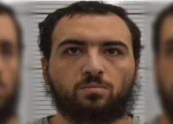 নাশকতা চালানোর কাজে সহয়তা করতে ইসলামিক স্টেটের জন্য ড্রোন তৈরি করে গ্রেফতার ব্রিটেনের পিএইচডি ইঞ্জিনিয়ারিং ছাত্র