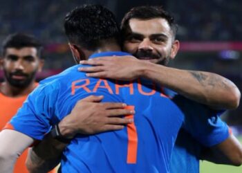 বিশ্বকাপের প্রথম ম্যাচে অস্ট্রেলিয়াকে ৬ উইকেটে হারাল ভারত