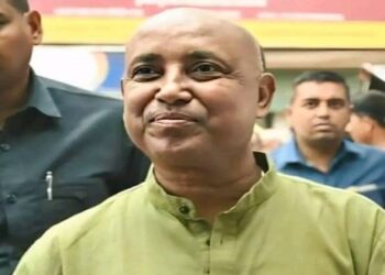 রাজ্যের খাদ্যমন্ত্রী রথীন ঘোষের বাড়িতে ১৯ ঘণ্টা ধরে ইডির তল্লাশি