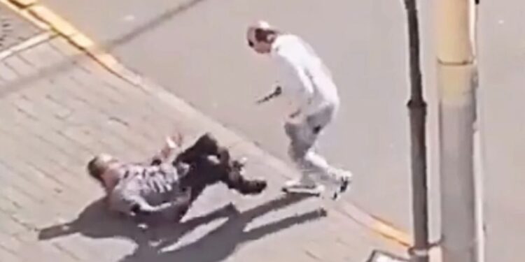 বেইজিংয়ে ইসরায়েলি দূতাবাসের কর্মীর উপর জিহাদি হামলা