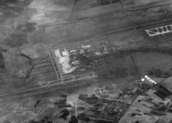 সিরিয়ার দুটি প্রধান বিমানবন্দরে বিমান হামলা চালিয়েছে ইসরায়েল