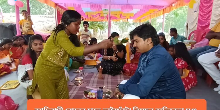 ভাতারের বিধায়কের উদ্যোগে গন ভাইফোঁটা, আউশগ্রামে আদিবাসী বোনেদের হাতে ভাইফোঁটা নিলেন টলিউড অভিনেতা সঞ্জু