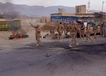 পাকিস্তানে বিমান ঘাঁটিতে হামলা চালিয়েছে তেহরিক জিহাদ, বেলুচিস্তানে হামলায় ১৭ জন পাকিস্তানি সেনাসহ ২২ জনের মৃত্যু