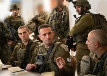 সাধারণ মানুষকে গাজা ছাড়তে বাধা দিচ্ছে হামাস : আইডিএফ