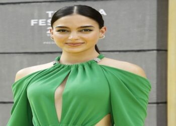 হামাসকে সমর্থন করায় হলিউডের সিনেমা ‘স্ক্রিম’ থেকে বাদ পড়েছেন অভিনেত্রী মেলিসা বারেরা মার্তিনেজ