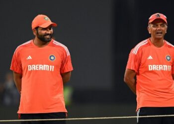 আজ বিশ্বকাপ ২০২৩-এর প্রথম সেমিফাইনালে মুখোমুখি হচ্ছে ভারত ও নিউজিল্যান্ড